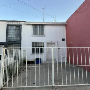 Casa En Venta,Francisco Villa,Av. Torremolinos 434 130, Zapopan, Jalisco 45130, 2 Habitaciones,1 Baño,Av. Torremolinos ,2,pkkCtiS