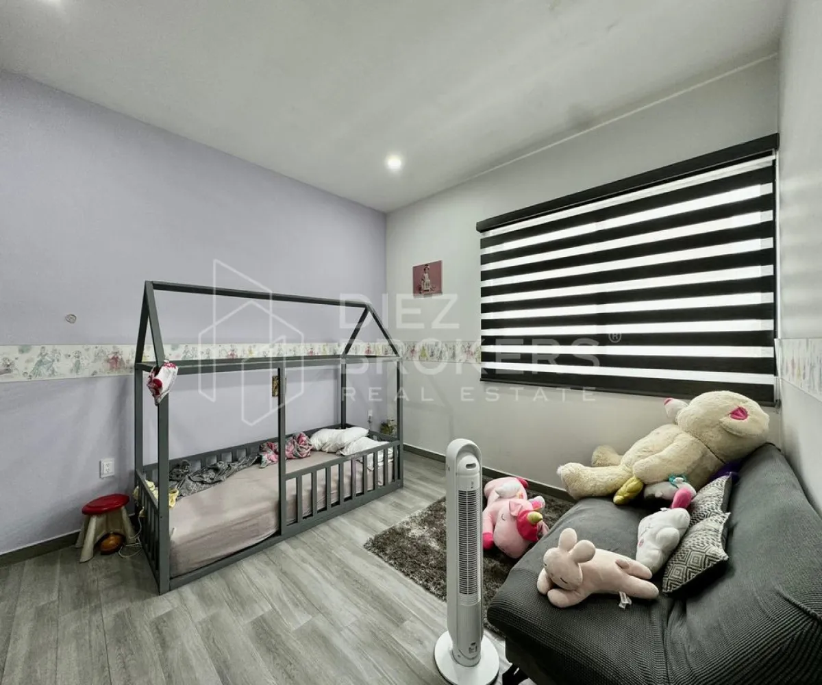 Casa En Venta,Paseo de los Emperadores ,Valle Imperial 40 1, Zapopan, Jalisco 45134, 3 Habitaciones,3 Baños,Valle Imperial ,1,p5pVrjH