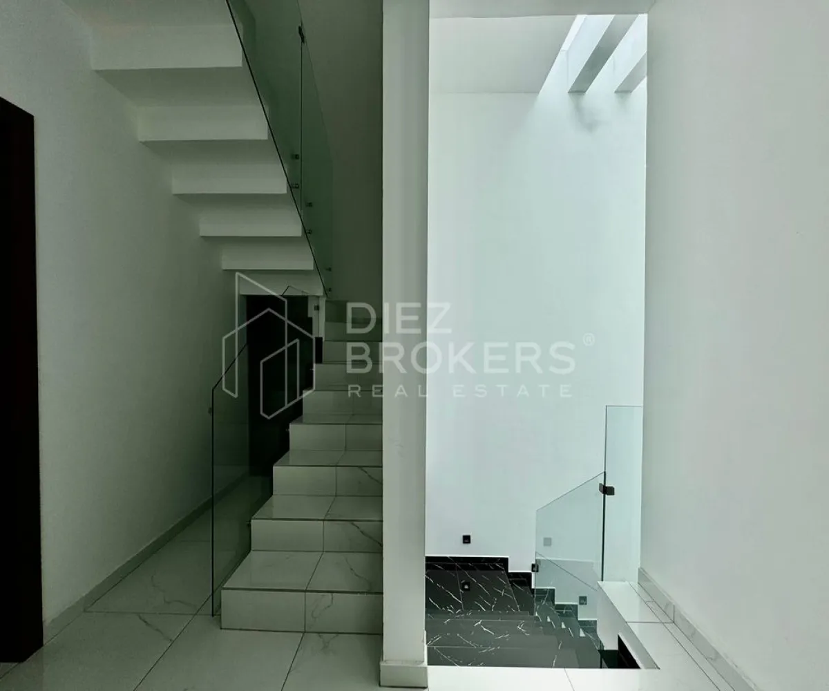 Casa En Venta,Paseo de los Emperadores ,Valle Imperial 40 1, Zapopan, Jalisco 45134, 3 Habitaciones,3 Baños,Valle Imperial ,1,p5pVrjH