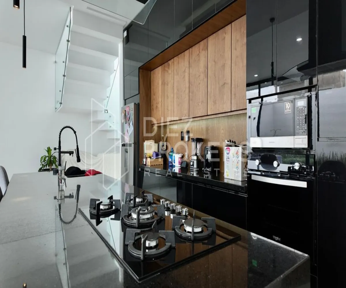 Casa En Venta,Paseo de los Emperadores ,Valle Imperial 40 1, Zapopan, Jalisco 45134, 3 Habitaciones,3 Baños,Valle Imperial ,1,p5pVrjH