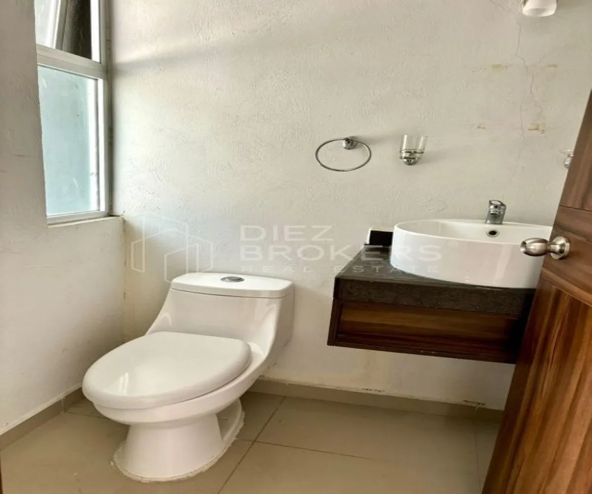 Casa En Venta,San Agustin,Francisco I. Madero 671, San Pedro Tlaquepaque, Jalisco 45645, 4 Habitaciones,3 Baños,Francisco I. Madero,1,p8rT1x2