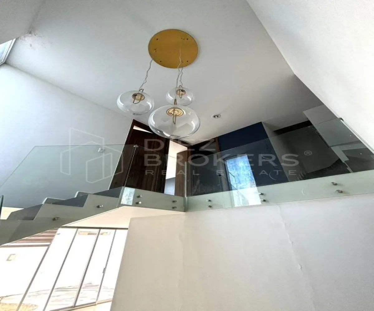 Casa En Venta,Santa Anita,Los espinos residencial 671, Tlajomulco de Zúñiga, Jalisco 45645, 4 Habitaciones,3 Baños,Los espinos residencial ,1,p9edjY2