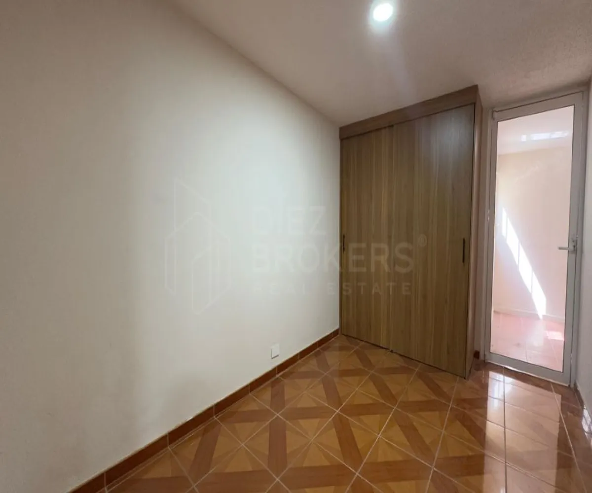 Casa En Venta,Rinconadas Del Auditorio,Gimnasia 761, Zapopan, Jalisco 45180, 3 Habitaciones,1 Baño,Gimnasia,1,pJyiMTS Casa En Venta,Rinconadas Del Auditorio,Gimnasia 761, Zapopan, Jalisco 45180, 3 Habitaciones,1 Baño,Gimnasia,1,pJyiMTS