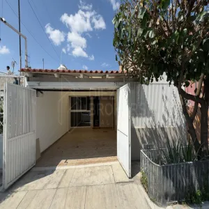 Casa En Venta,Rinconadas Del Auditorio,Gimnasia 761, Zapopan, Jalisco 45180, 3 Habitaciones,1 Baño,Gimnasia,1,pJyiMTS