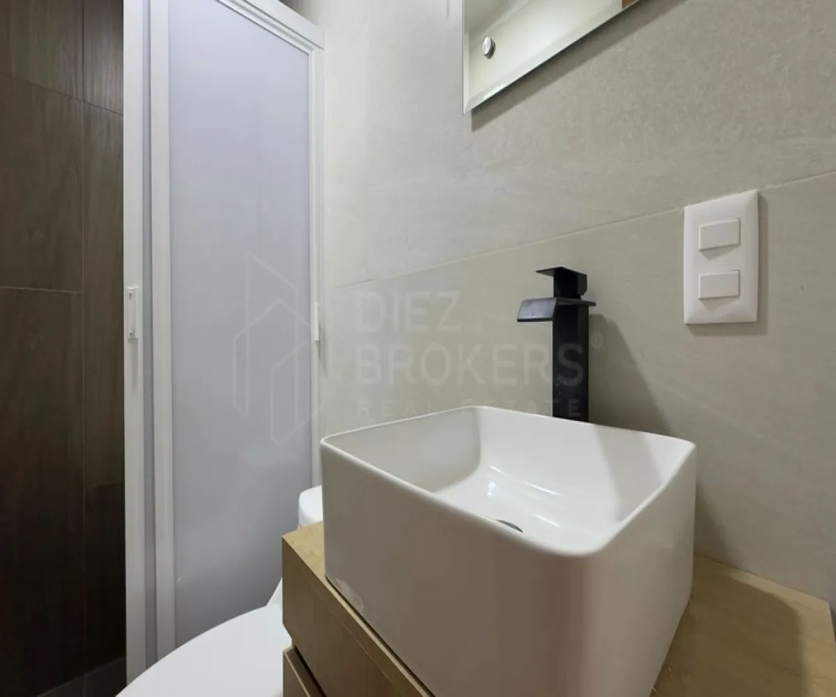 Casa En Venta,Rinconadas Del Auditorio,Gimnasia 761, Zapopan, Jalisco 45180, 3 Habitaciones,1 Baño,Gimnasia,1,pJyiMTS Casa En Venta,Rinconadas Del Auditorio,Gimnasia 761, Zapopan, Jalisco 45180, 3 Habitaciones,1 Baño,Gimnasia,1,pJyiMTS