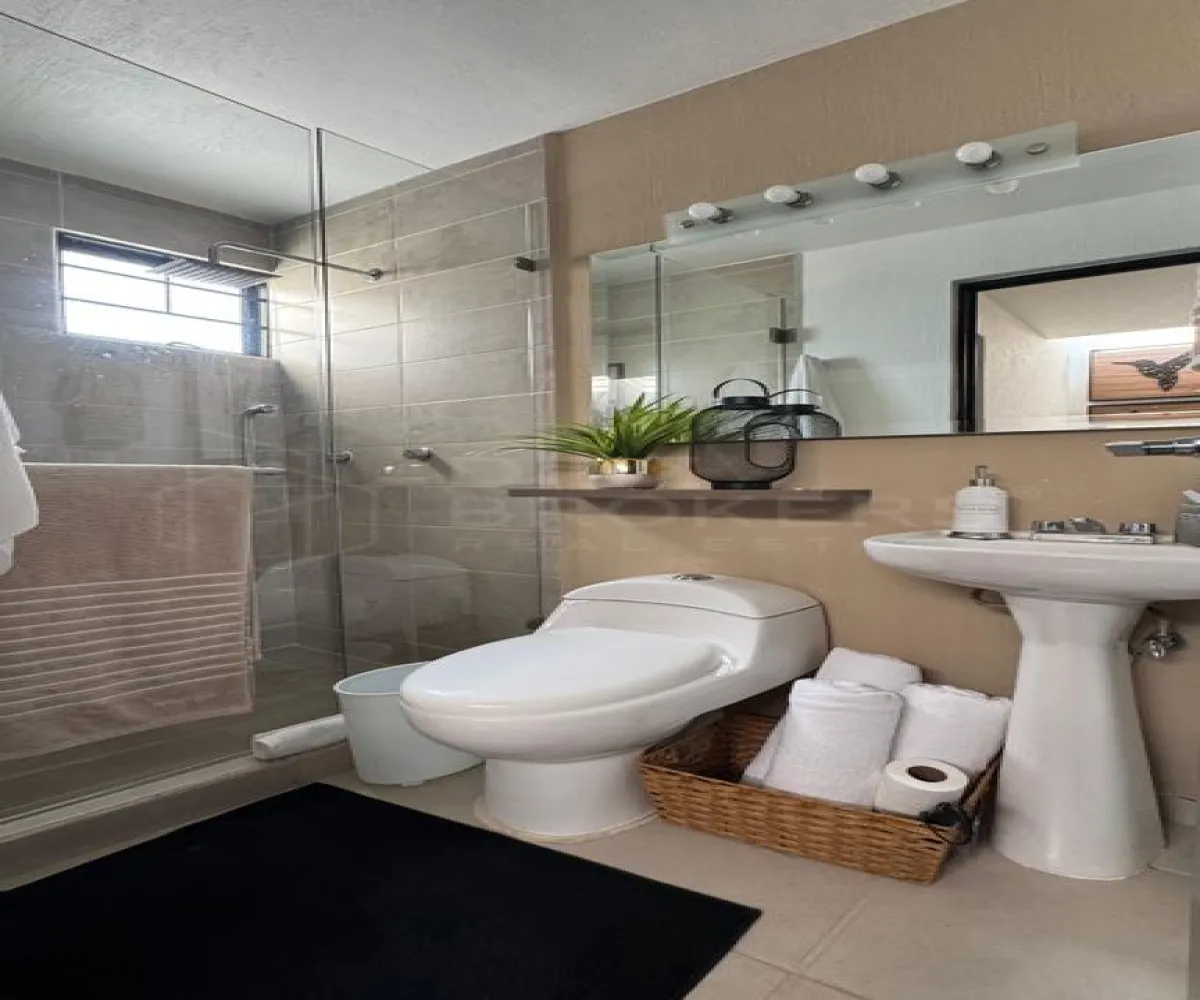 Casa En Venta,Vista Sur,Avenida Vista Oriente 1615, Tlajomulco de Zúñiga, Jalisco 45640, 2 Habitaciones,1 Baño,Avenida Vista Oriente,2,pSl4EpQ