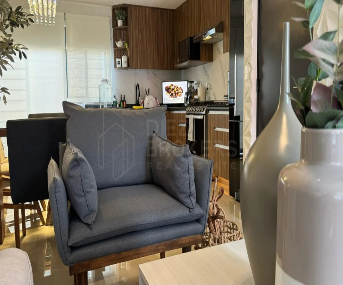 Casa En Venta,Vista Sur,Avenida Vista Oriente 1615, Tlajomulco de Zúñiga, Jalisco 45640, 2 Habitaciones,1 Baño,Avenida Vista Oriente,2,pSl4EpQ