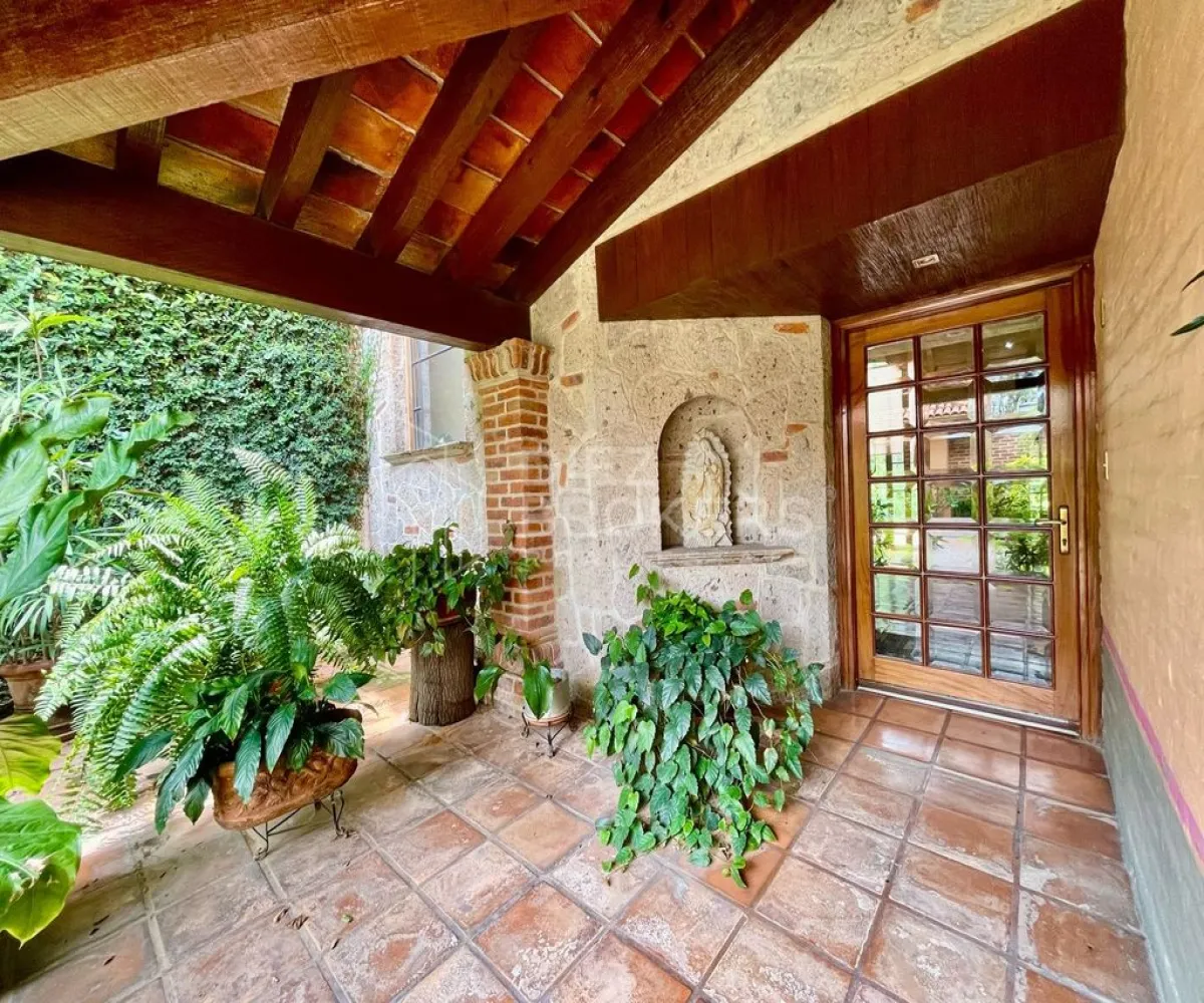 Casa En Venta,Las Fuentes,circunvalación norte 209, Zapopan, Jalisco 45070, 6 Habitaciones,6 Baños,circunvalación norte,1,pfDIbnA