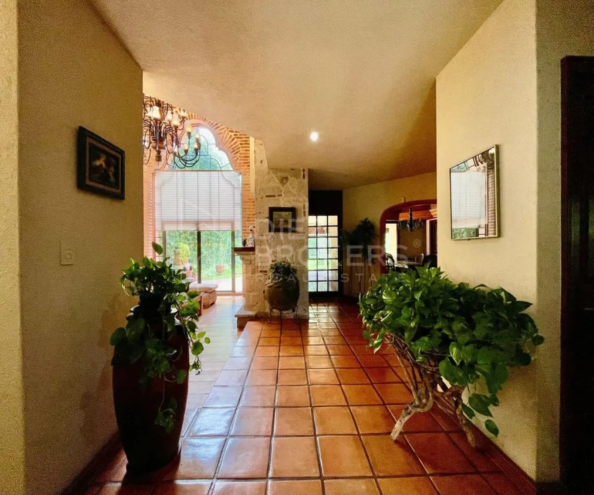 Casa En Venta,Las Fuentes,circunvalación norte 209, Zapopan, Jalisco 45070, 6 Habitaciones,6 Baños,circunvalación norte,1,pfDIbnA