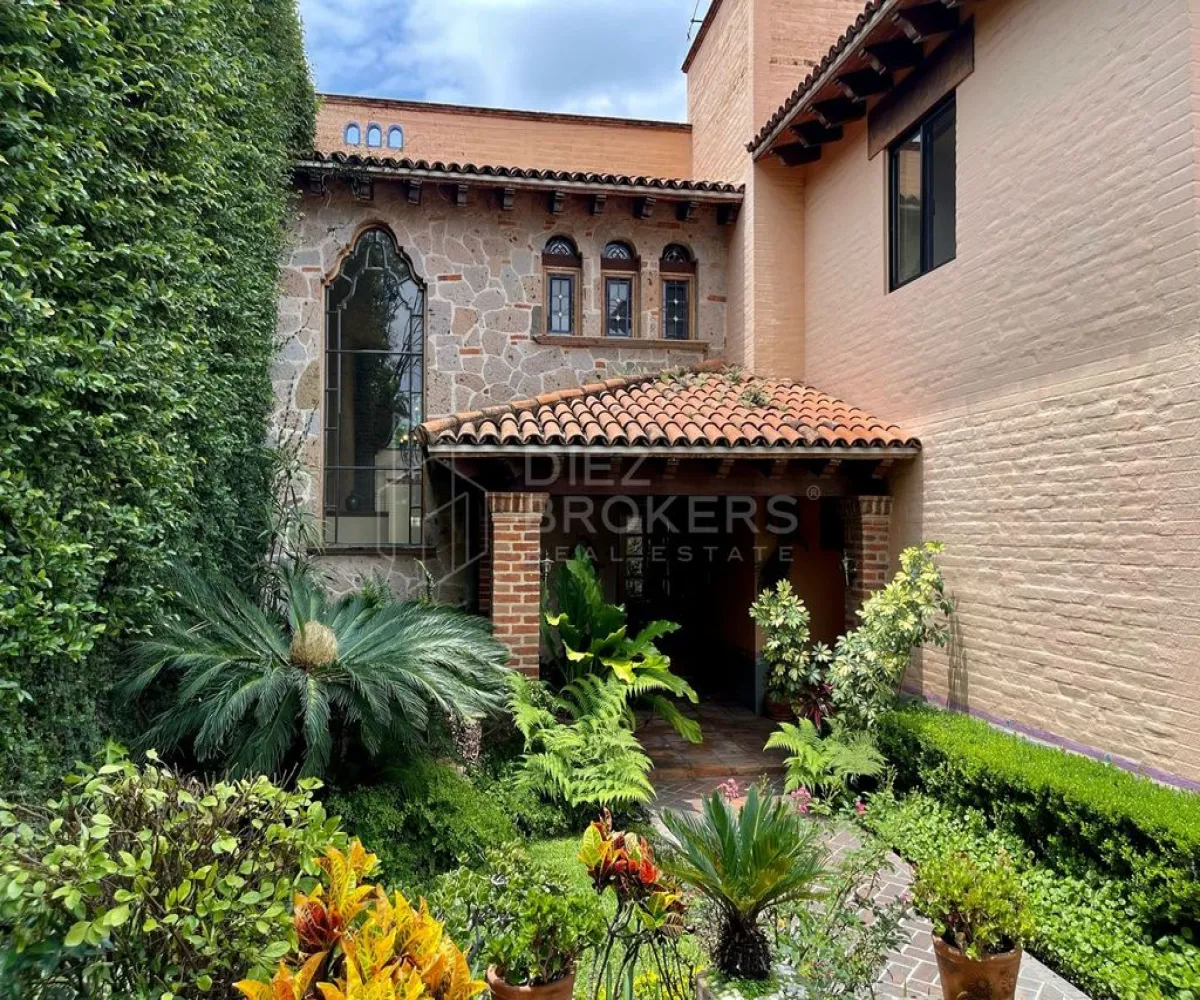 Casa En Venta,Las Fuentes,circunvalación norte 209, Zapopan, Jalisco 45070, 6 Habitaciones,6 Baños,circunvalación norte,1,pfDIbnA