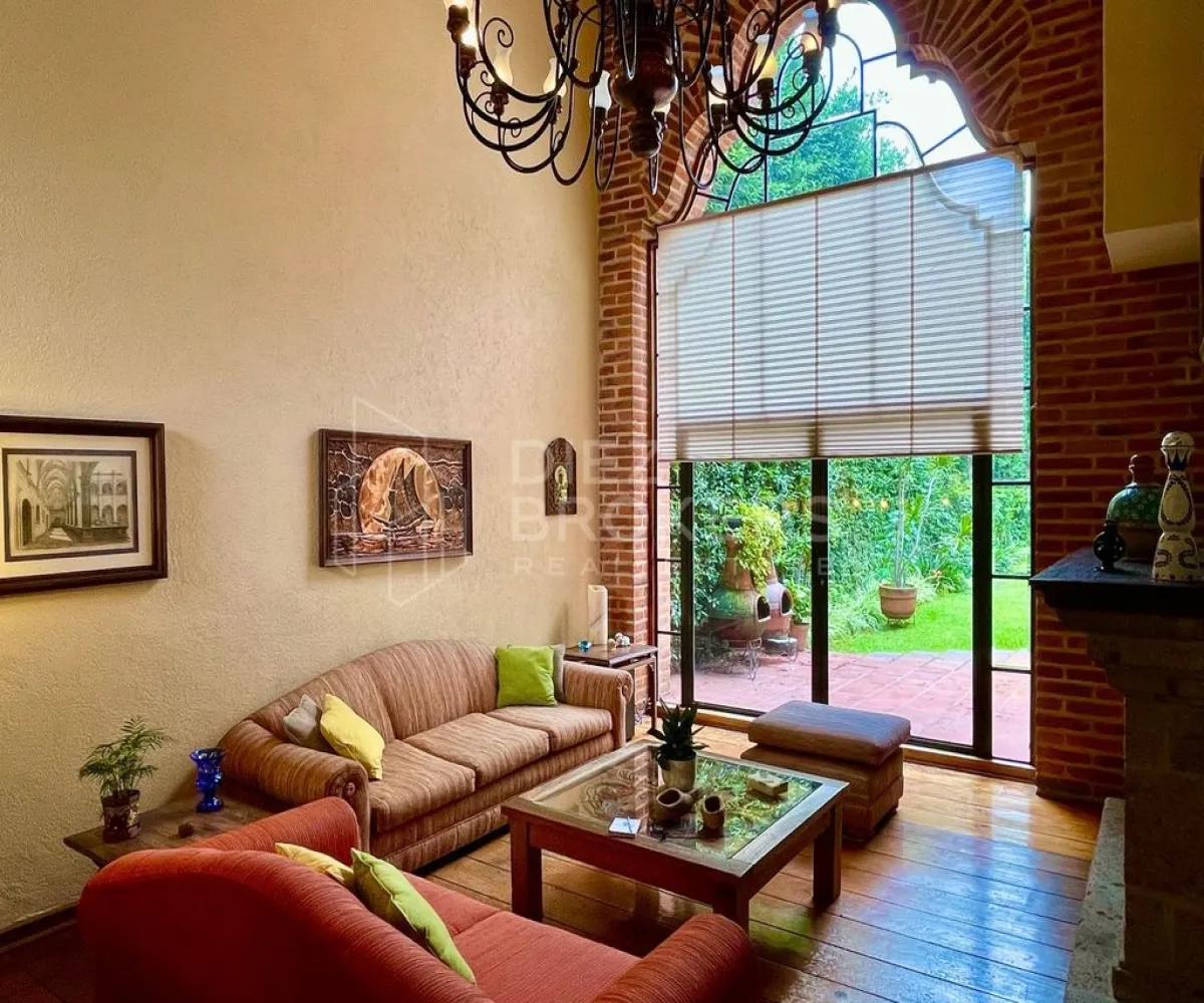 Casa En Venta,Las Fuentes,circunvalación norte 209, Zapopan, Jalisco 45070, 6 Habitaciones,6 Baños,circunvalación norte,1,pfDIbnA