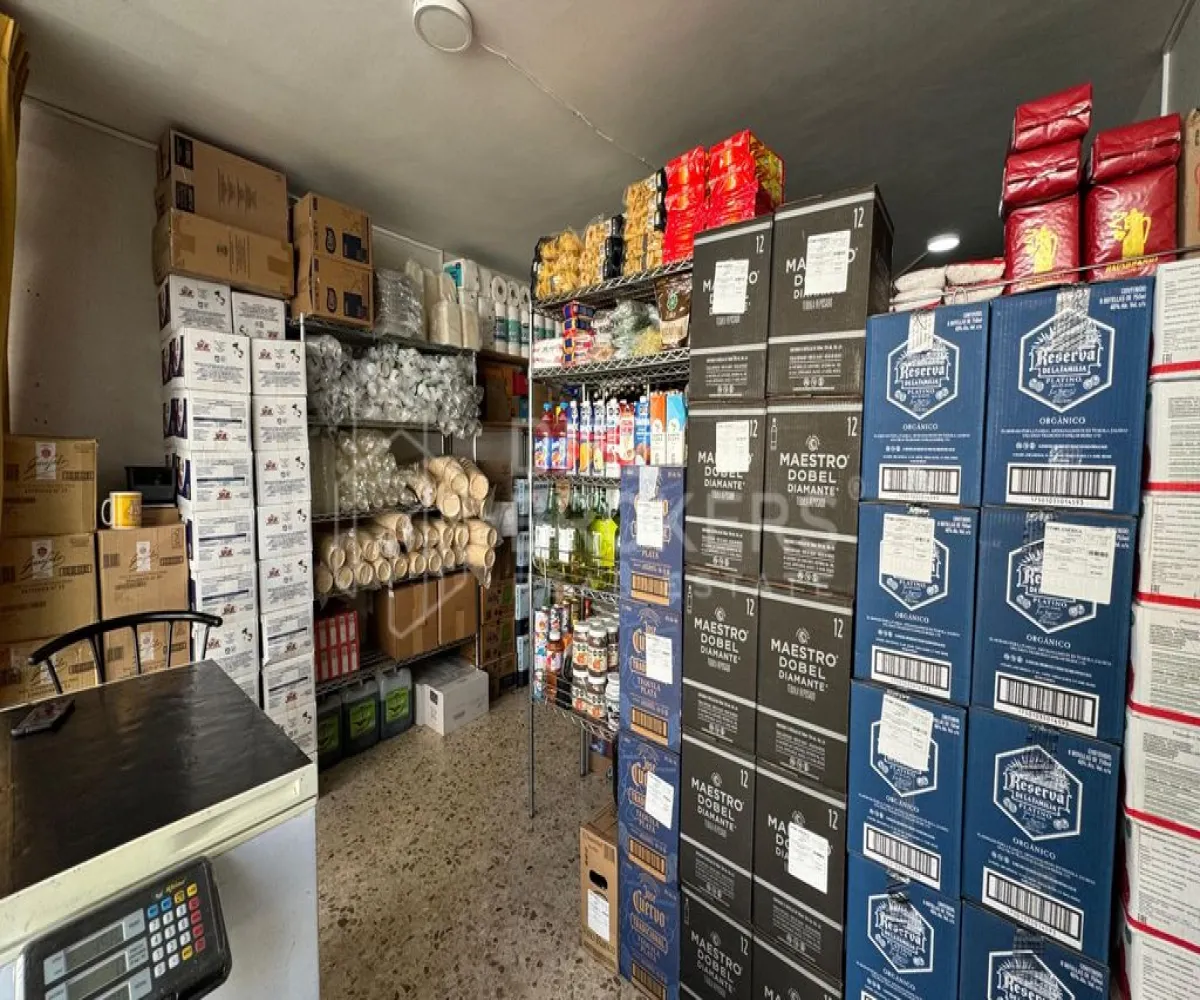 Casa En Venta,Ladron De Guevara,Calle Victoriano Salado Álvarez 312, Guadalajara, Jalisco 44600, 3 Habitaciones,3 Baños,Calle Victoriano Salado Álvarez,2,pg4Emej Casa En Venta,Ladron De Guevara,Calle Victoriano Salado Álvarez 312, Guadalajara, Jalisco 44600, 3 Habitaciones,3 Baños,Calle Victoriano Salado Álvarez,2,pg4Emej