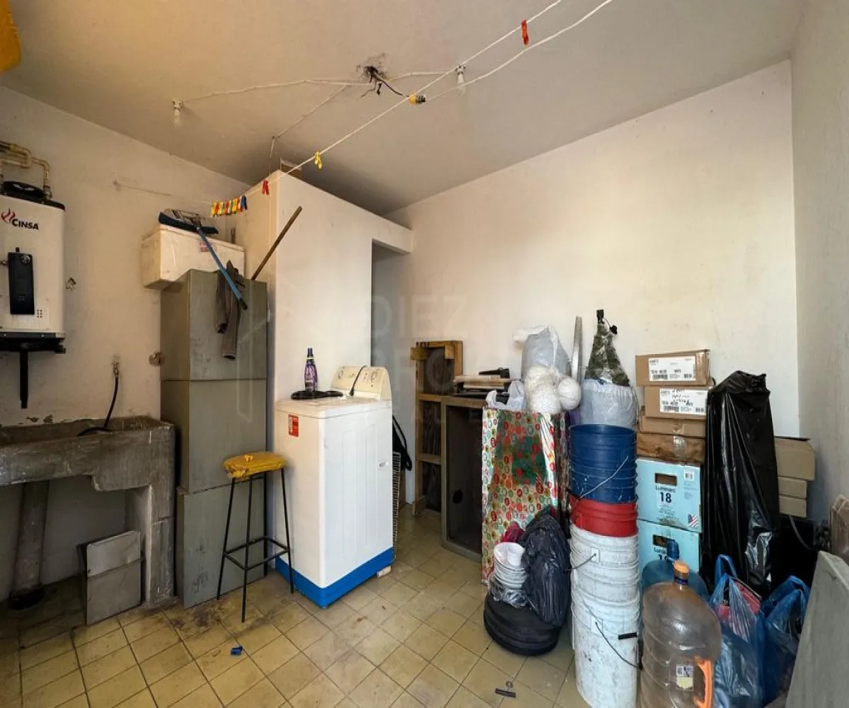 Casa En Venta,Ladron De Guevara,Calle Victoriano Salado Álvarez 312, Guadalajara, Jalisco 44600, 3 Habitaciones,3 Baños,Calle Victoriano Salado Álvarez,2,pg4Emej Casa En Venta,Ladron De Guevara,Calle Victoriano Salado Álvarez 312, Guadalajara, Jalisco 44600, 3 Habitaciones,3 Baños,Calle Victoriano Salado Álvarez,2,pg4Emej