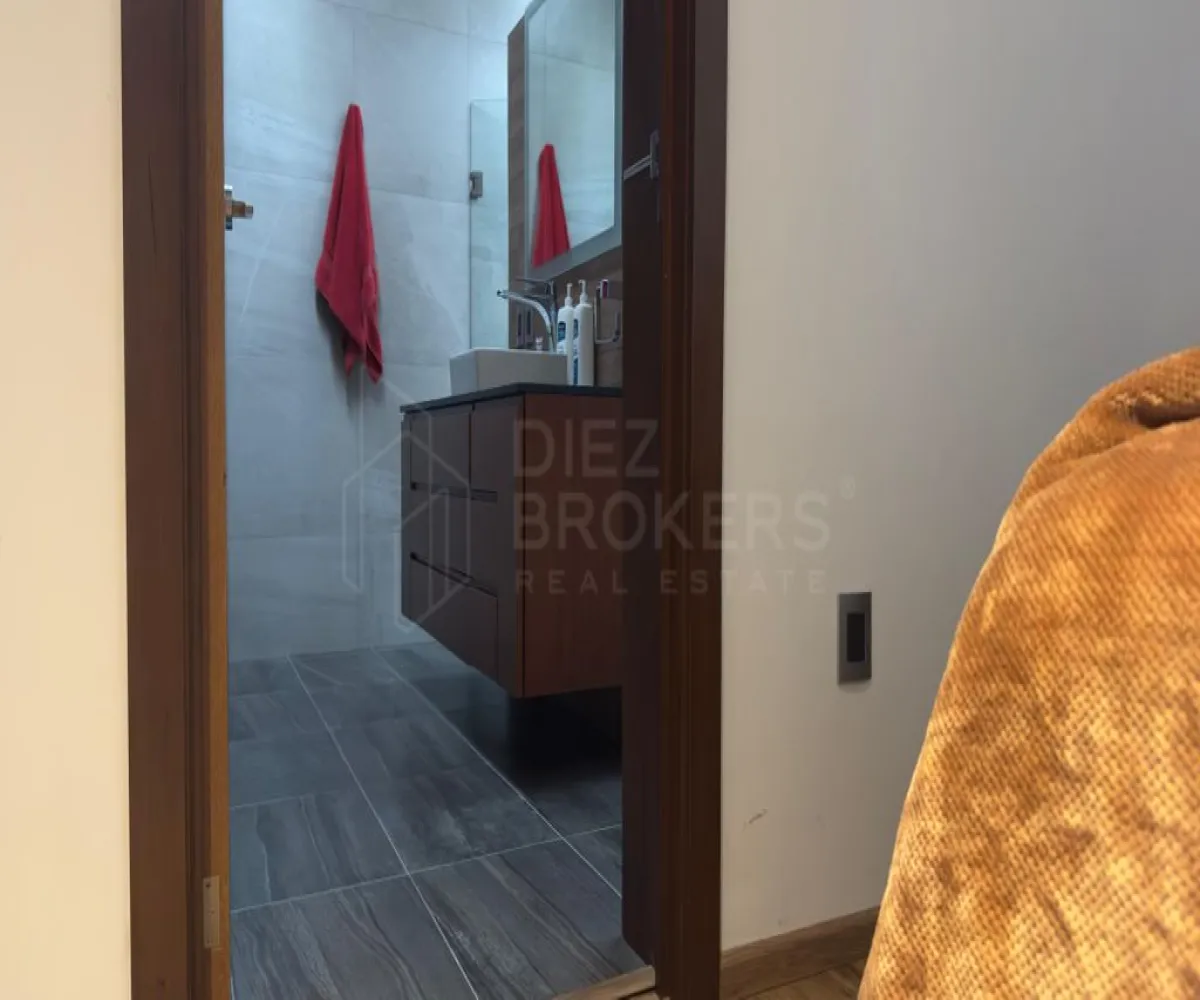 Casa En Venta,Mariano Otero,Prolongación Mariano Otero S/N, Zapopan, Jalisco 45067, 3 Habitaciones,4 Baños,Prolongación Mariano Otero,1,pwwPf6L