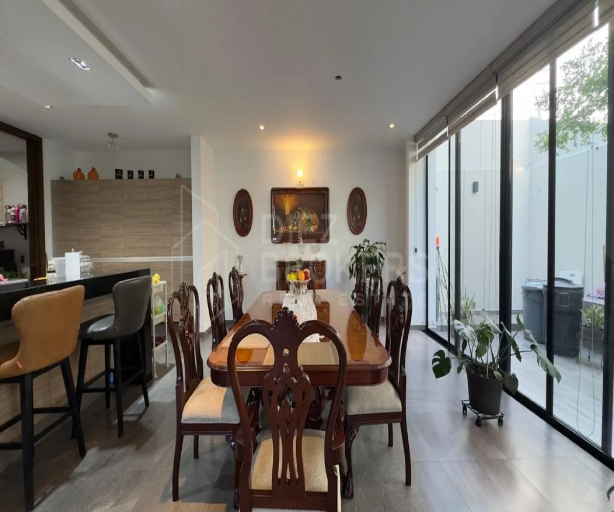 Casa En Venta,Mariano Otero,Prolongación Mariano Otero S/N, Zapopan, Jalisco 45067, 3 Habitaciones,4 Baños,Prolongación Mariano Otero,1,pwwPf6L