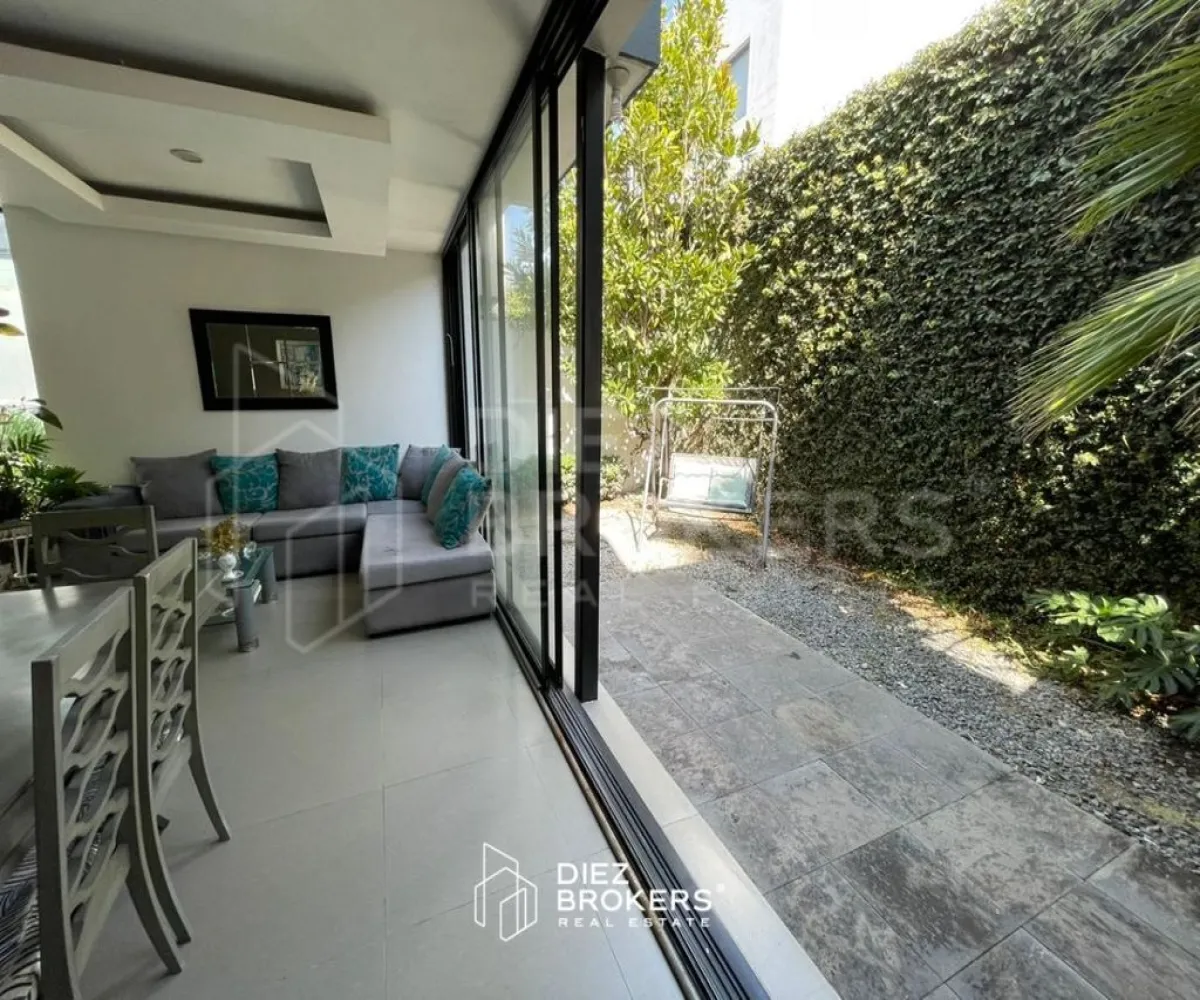 Casa En Venta,Bosques Vallarta,Del Bosque 50, Zapopan, Jalisco 45222, 4 Habitaciones,2 Baños,Del Bosque,3,pHOtr6S Casa En Venta,Bosques Vallarta,Del Bosque 50, Zapopan, Jalisco 45222, 4 Habitaciones,2 Baños,Del Bosque,3,pHOtr6S