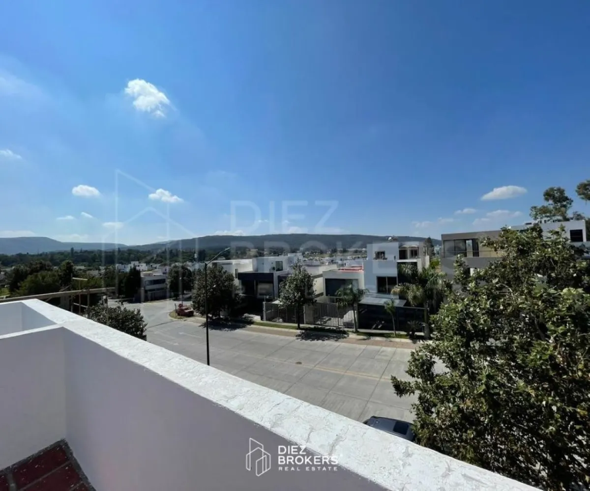 Casa En Venta,Bosques Vallarta,Del Bosque 50, Zapopan, Jalisco 45222, 4 Habitaciones,2 Baños,Del Bosque,3,pHOtr6S Casa En Venta,Bosques Vallarta,Del Bosque 50, Zapopan, Jalisco 45222, 4 Habitaciones,2 Baños,Del Bosque,3,pHOtr6S