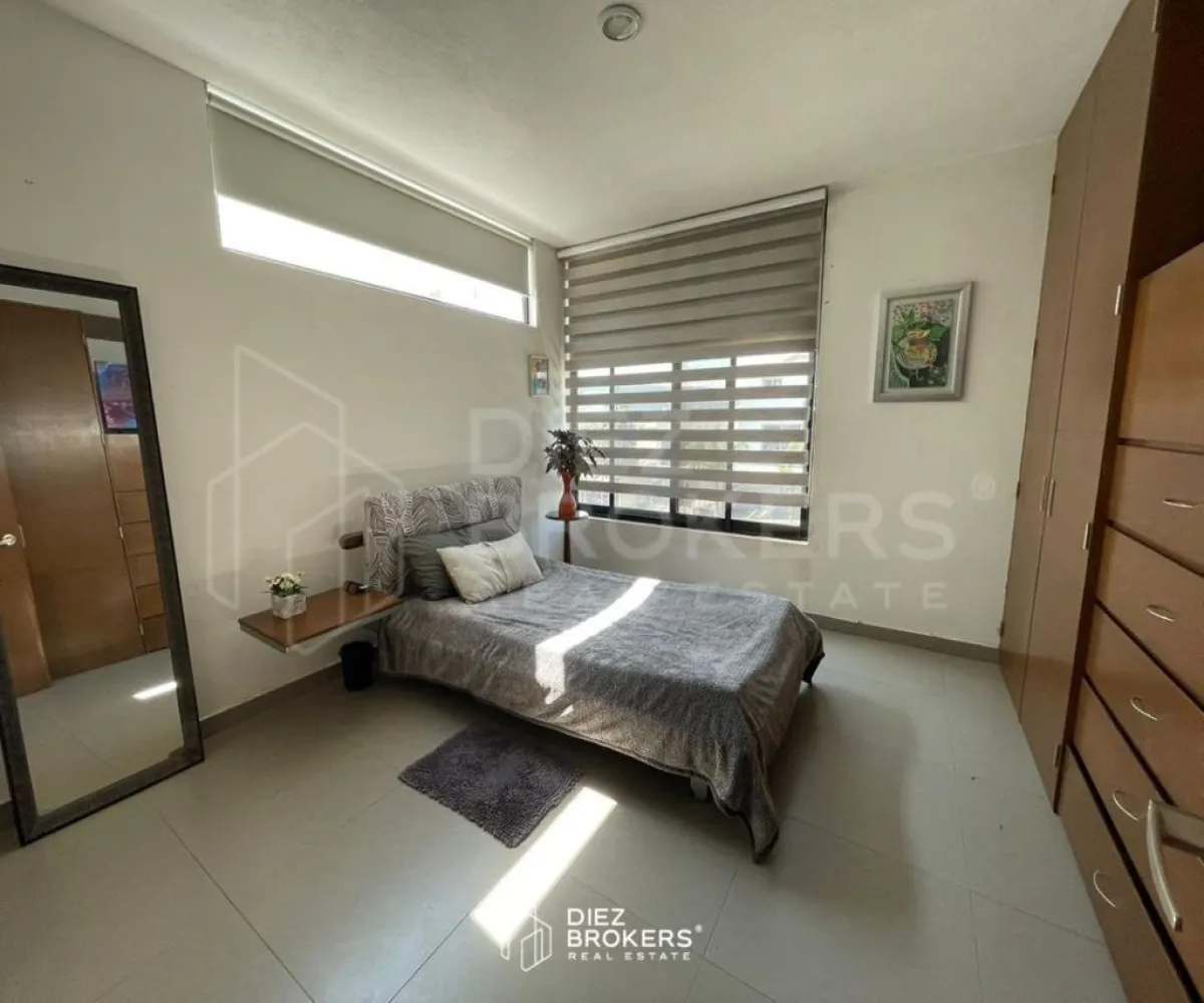 Casa En Venta,Bosques Vallarta,Del Bosque 50, Zapopan, Jalisco 45222, 4 Habitaciones,2 Baños,Del Bosque,3,pHOtr6S Casa En Venta,Bosques Vallarta,Del Bosque 50, Zapopan, Jalisco 45222, 4 Habitaciones,2 Baños,Del Bosque,3,pHOtr6S