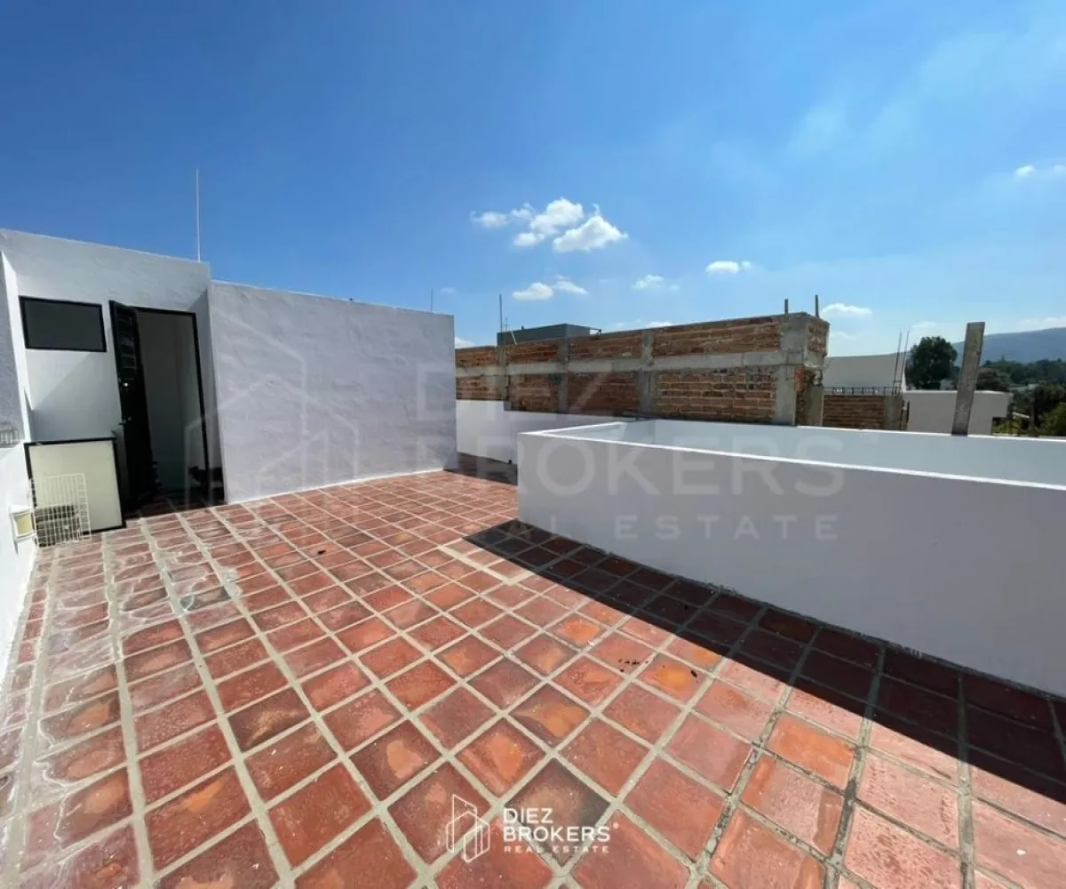 Casa En Venta,Bosques Vallarta,Del Bosque 50, Zapopan, Jalisco 45222, 4 Habitaciones,2 Baños,Del Bosque,3,pHOtr6S Casa En Venta,Bosques Vallarta,Del Bosque 50, Zapopan, Jalisco 45222, 4 Habitaciones,2 Baños,Del Bosque,3,pHOtr6S