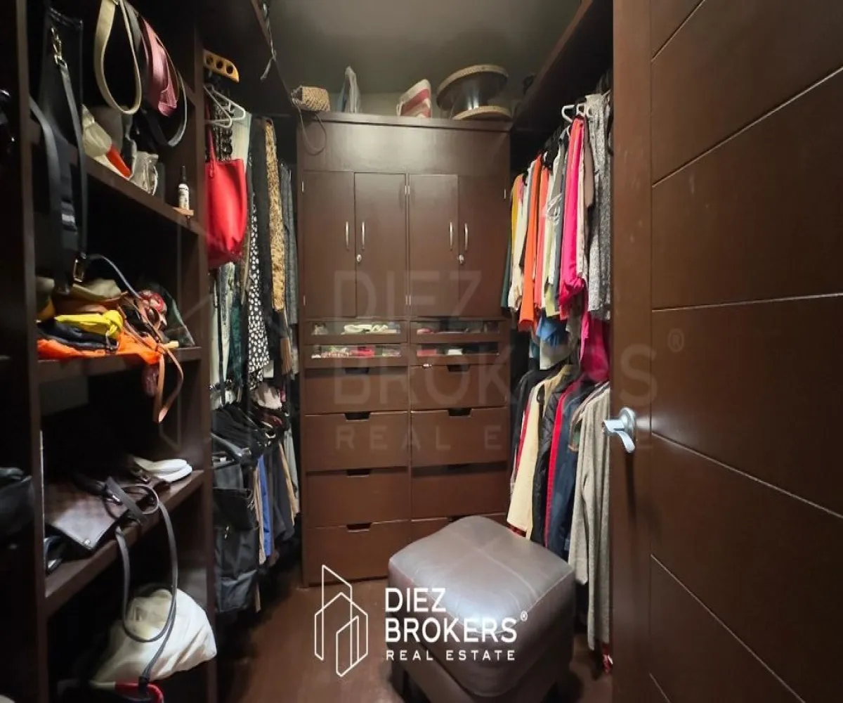 Casa En Venta,Camino Real,Santa Teresa de Jesus 620, Zapopan, Jalisco 45040, 3 Habitaciones,3 Baños,Santa Teresa de Jesus,2,pKgFzqc Casa En Venta,Camino Real,Santa Teresa de Jesus 620, Zapopan, Jalisco 45040, 3 Habitaciones,3 Baños,Santa Teresa de Jesus,2,pKgFzqc