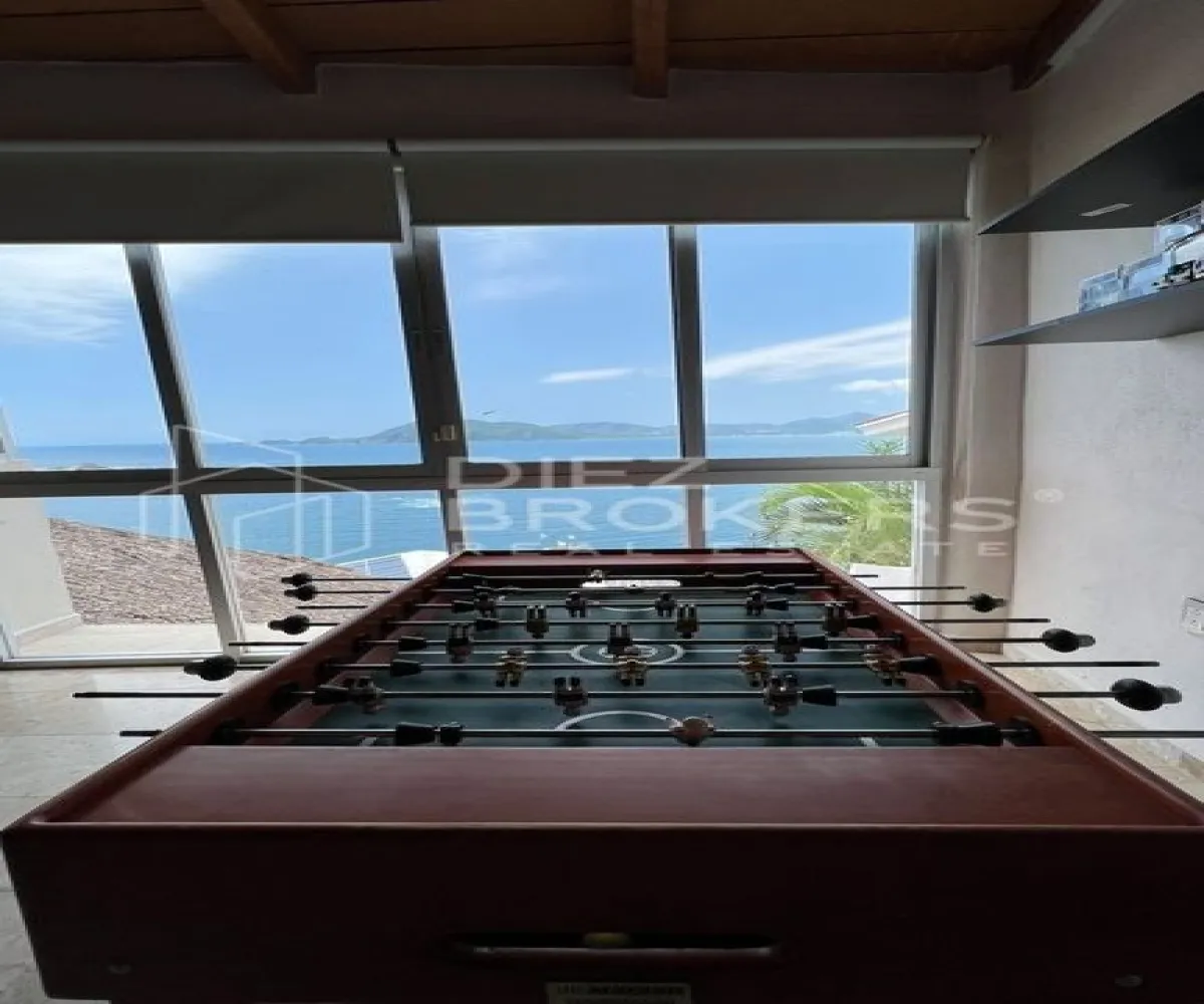 Casa En Venta,Península de Santiago,Club Yates 64, Manzanillo, Colima 28867, 4 Habitaciones,5 Baños,Club Yates ,5,pRhotAC