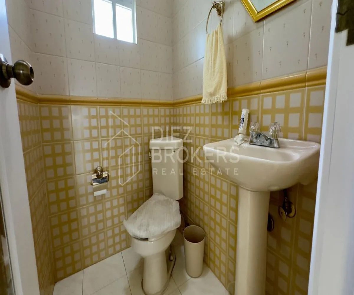 Casa En Venta,El Palomar,Valle de Banderas 220, Tlajomulco de Zúñiga, Jalisco 45643, 3 Habitaciones,3 Baños,Valle de Banderas ,2,pac3hVU Casa En Venta,El Palomar,Valle de Banderas 220, Tlajomulco de Zúñiga, Jalisco 45643, 3 Habitaciones,3 Baños,Valle de Banderas ,2,pac3hVU