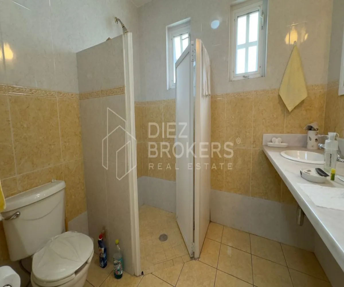 Casa En Venta,El Palomar,Valle de Banderas 220, Tlajomulco de Zúñiga, Jalisco 45643, 3 Habitaciones,3 Baños,Valle de Banderas ,2,pac3hVU Casa En Venta,El Palomar,Valle de Banderas 220, Tlajomulco de Zúñiga, Jalisco 45643, 3 Habitaciones,3 Baños,Valle de Banderas ,2,pac3hVU