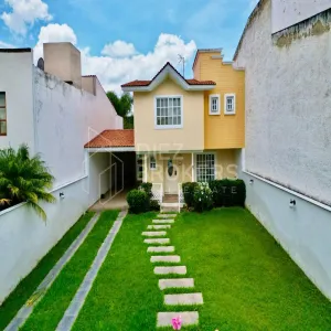 Casa En Venta,El Palomar,Valle de Banderas 220, Tlajomulco de Zúñiga, Jalisco 45643, 3 Habitaciones,3 Baños,Valle de Banderas ,2,pac3hVU