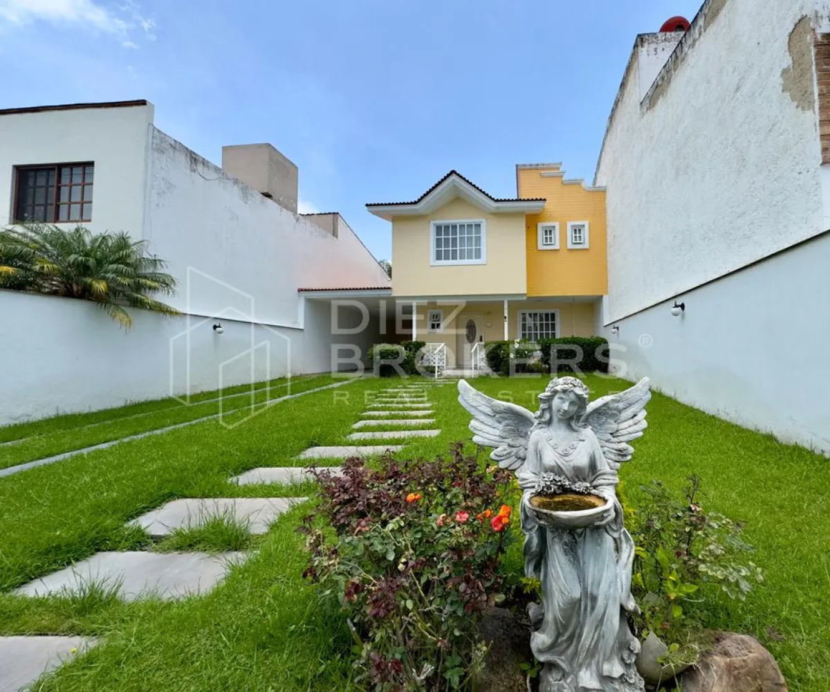 Casa En Venta,El Palomar,Valle de Banderas 220, Tlajomulco de Zúñiga, Jalisco 45643, 3 Habitaciones,3 Baños,Valle de Banderas ,2,pac3hVU Casa En Venta,El Palomar,Valle de Banderas 220, Tlajomulco de Zúñiga, Jalisco 45643, 3 Habitaciones,3 Baños,Valle de Banderas ,2,pac3hVU