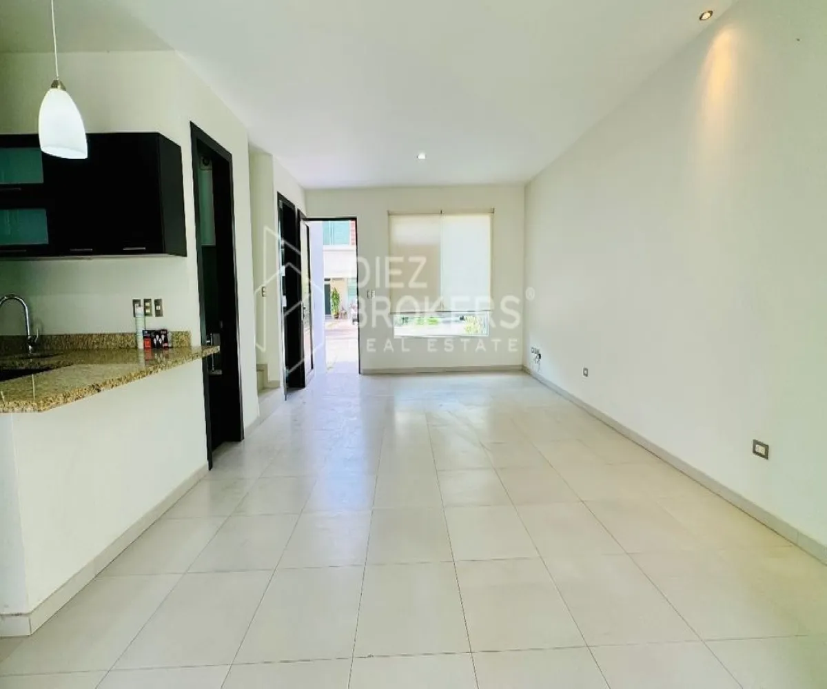 Casa En Venta,Solares,Paseo de las estrella 1177, Zapopan, Jalisco 45019, 4 Habitaciones,3 Baños,Paseo de las estrella ,2,pafT82t