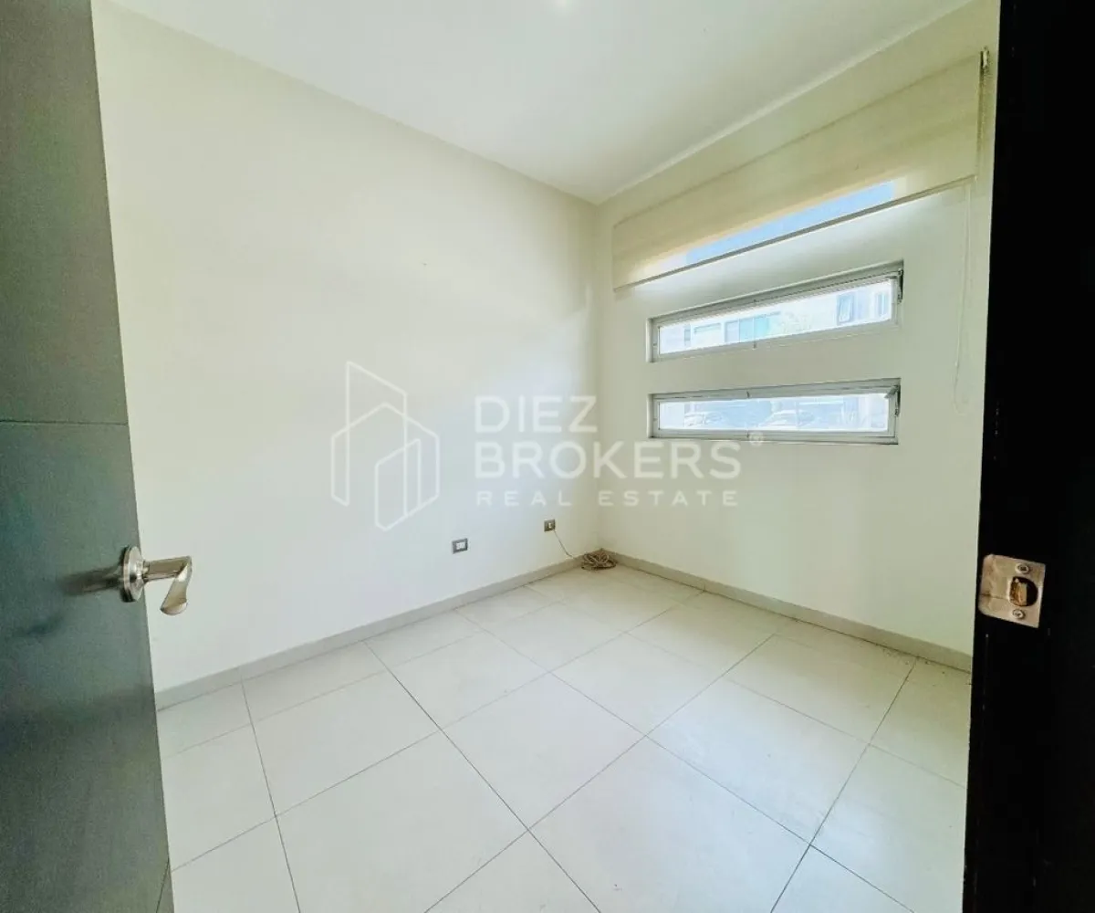 Casa En Venta,Solares,Paseo de las estrella 1177, Zapopan, Jalisco 45019, 4 Habitaciones,3 Baños,Paseo de las estrella ,2,pafT82t