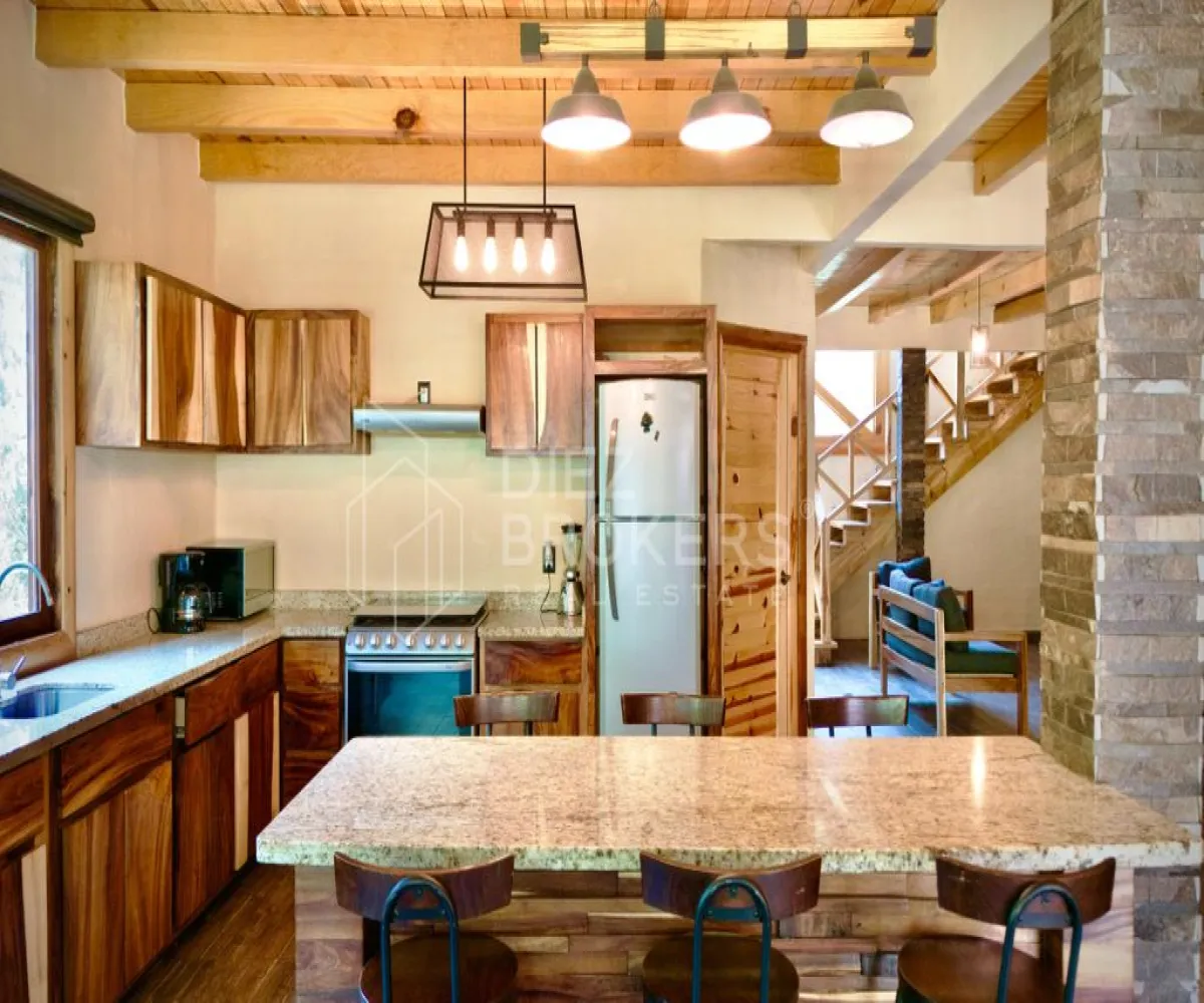 Casa En Venta,Mazamitla Centro,Pisani S/N, Mazamitla, Jalisco 49500, 5 Habitaciones,5 Baños,Pisani ,1,pamWuUY