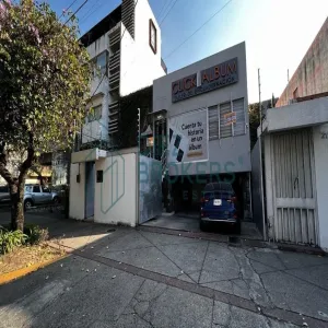 Casa En Venta,Centro,Avenida Miguel Hidalgo y Costilla 2125, Guadalajara, Jalisco 44100,Avenida Miguel Hidalgo y Costilla,2,pfmMljJ
