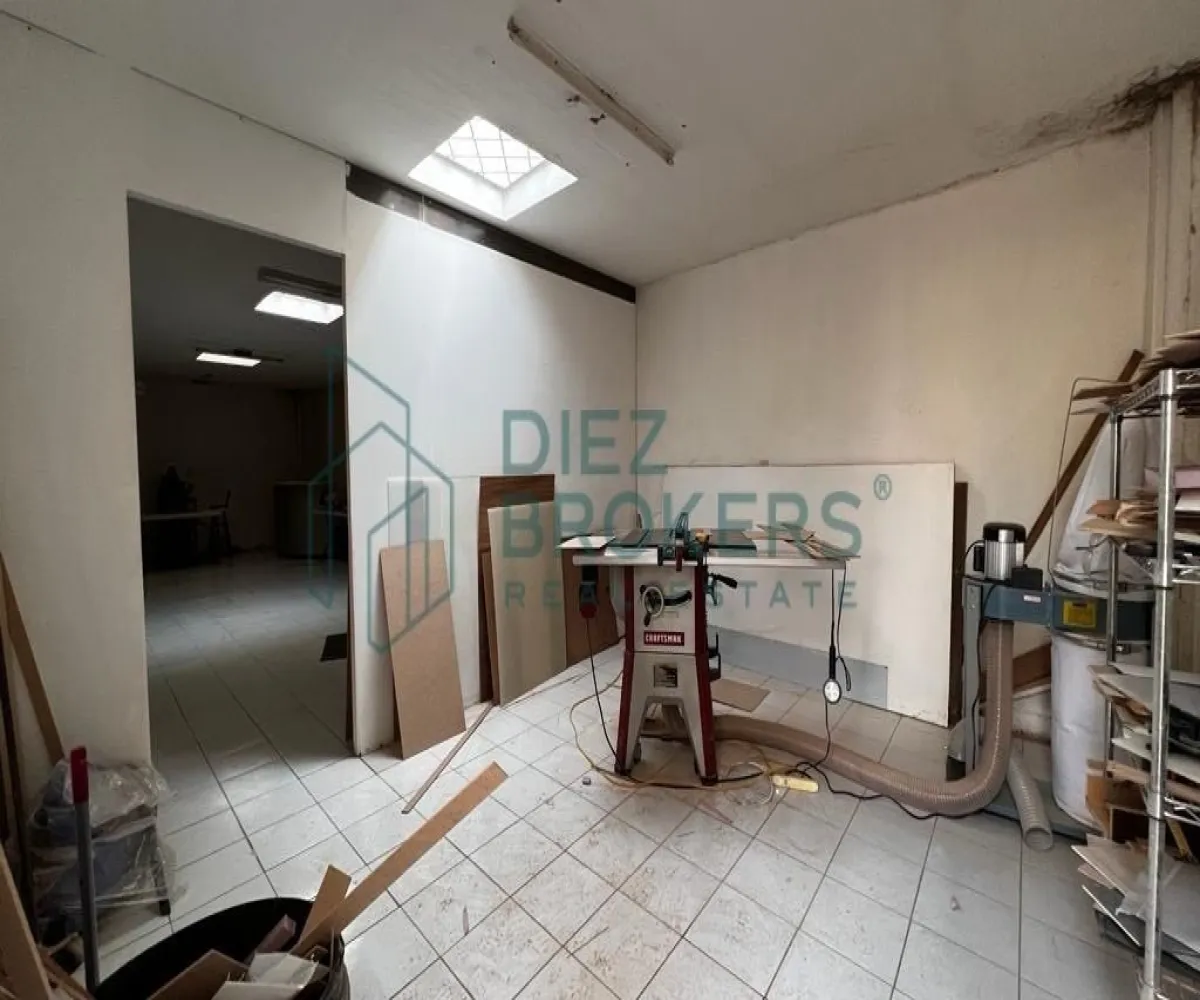 Casa En Venta,Centro,Avenida Miguel Hidalgo y Costilla 2125, Guadalajara, Jalisco 44100,Avenida Miguel Hidalgo y Costilla,2,pfmMljJ Casa En Venta,Centro,Avenida Miguel Hidalgo y Costilla 2125, Guadalajara, Jalisco 44100,Avenida Miguel Hidalgo y Costilla,2,pfmMljJ