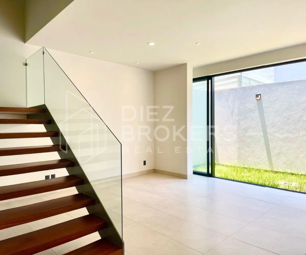 Casa En Venta,Zapopan,Blvd Santillana 2 S/N, Zapopan, Jalisco 45134, 5 Habitaciones,5 Baños,Blvd Santillana 2,1,pgucPKU Casa En Venta,Zapopan,Blvd Santillana 2 S/N, Zapopan, Jalisco 45134, 5 Habitaciones,5 Baños,Blvd Santillana 2,1,pgucPKU