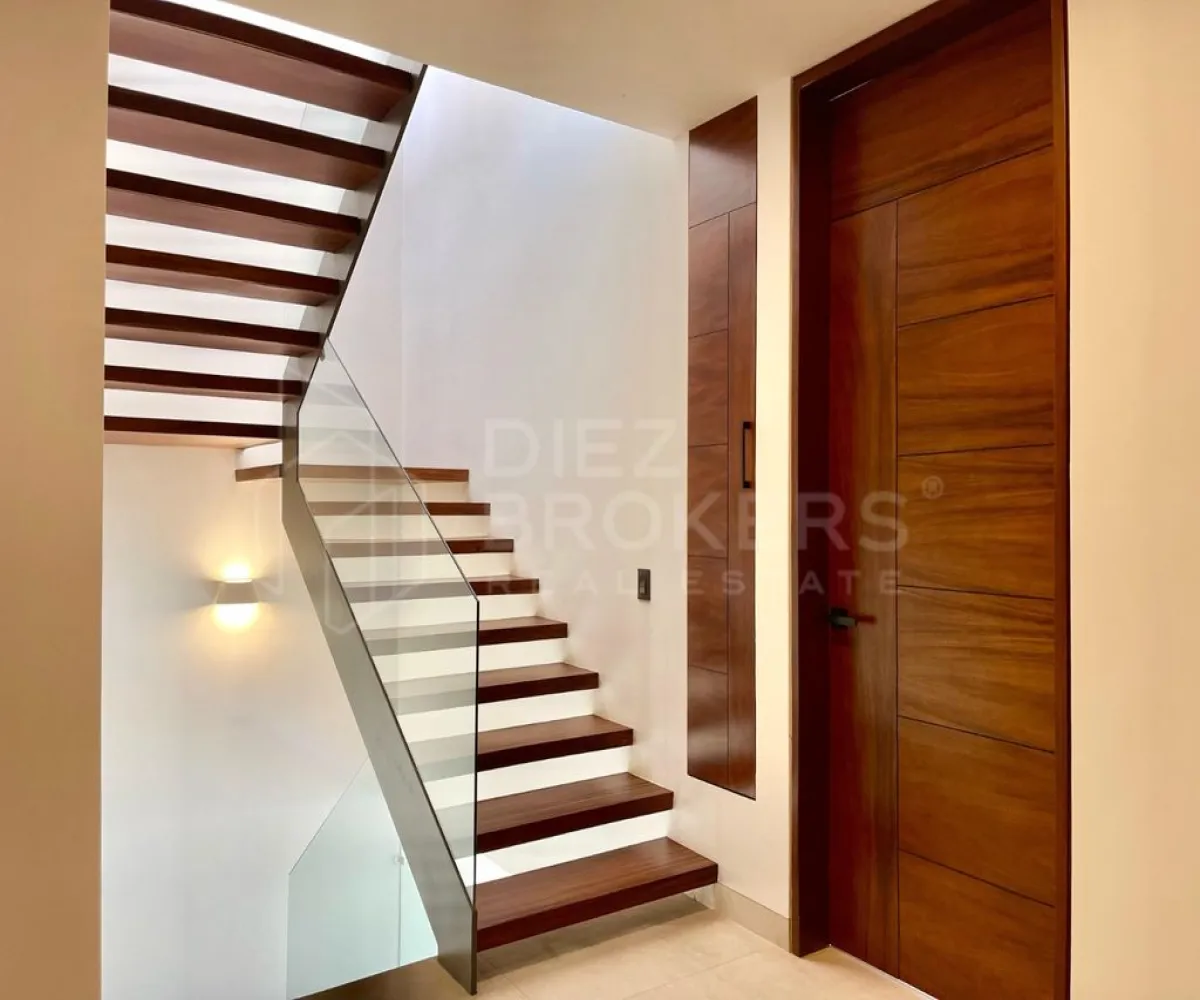 Casa En Venta,Zapopan,Blvd Santillana 2 S/N, Zapopan, Jalisco 45134, 5 Habitaciones,5 Baños,Blvd Santillana 2,1,pgucPKU Casa En Venta,Zapopan,Blvd Santillana 2 S/N, Zapopan, Jalisco 45134, 5 Habitaciones,5 Baños,Blvd Santillana 2,1,pgucPKU