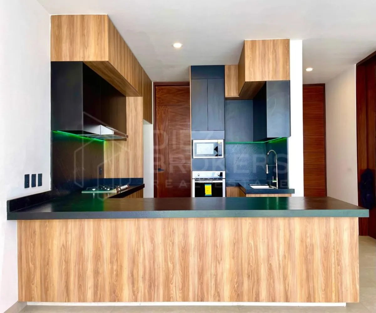 Casa En Venta,Zapopan,Blvd Santillana 2 S/N, Zapopan, Jalisco 45134, 5 Habitaciones,5 Baños,Blvd Santillana 2,1,pgucPKU Casa En Venta,Zapopan,Blvd Santillana 2 S/N, Zapopan, Jalisco 45134, 5 Habitaciones,5 Baños,Blvd Santillana 2,1,pgucPKU