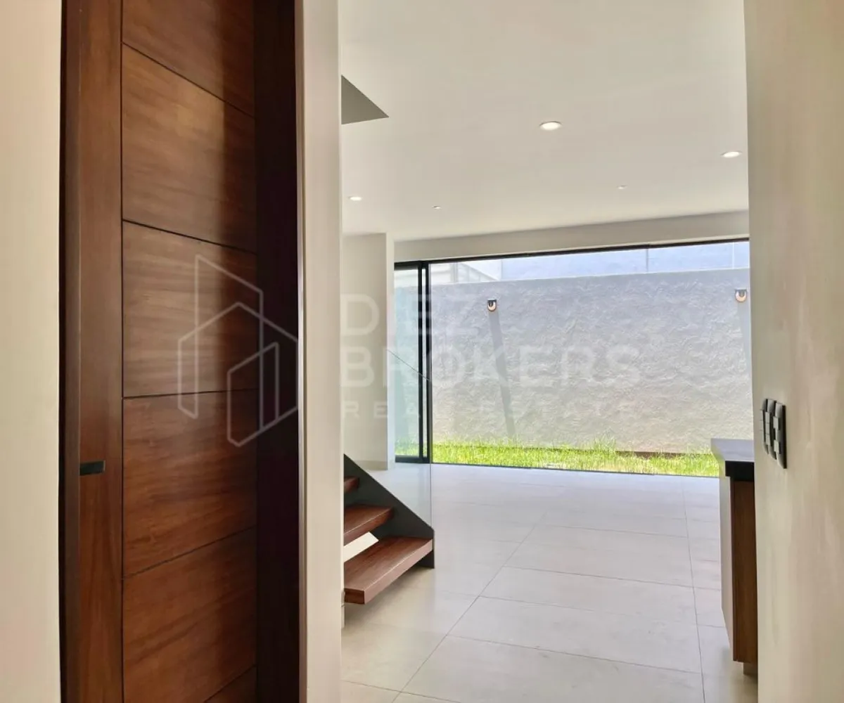 Casa En Venta,Zapopan,Blvd Santillana 2 S/N, Zapopan, Jalisco 45134, 5 Habitaciones,5 Baños,Blvd Santillana 2,1,pgucPKU Casa En Venta,Zapopan,Blvd Santillana 2 S/N, Zapopan, Jalisco 45134, 5 Habitaciones,5 Baños,Blvd Santillana 2,1,pgucPKU