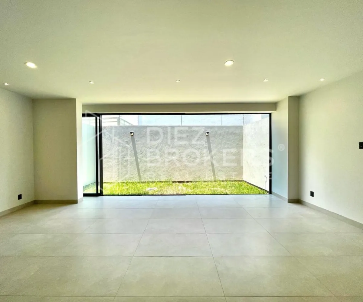 Casa En Venta,Zapopan,Blvd Santillana 2 S/N, Zapopan, Jalisco 45134, 5 Habitaciones,5 Baños,Blvd Santillana 2,1,pgucPKU Casa En Venta,Zapopan,Blvd Santillana 2 S/N, Zapopan, Jalisco 45134, 5 Habitaciones,5 Baños,Blvd Santillana 2,1,pgucPKU