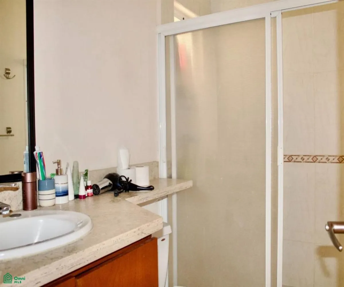 Casa En Venta,Residencial Fluvial Vallarta,Rio Papaloapan 136, Puerto Vallarta, Jalisco 48312, 3 Habitaciones,3 Baños,Rio Papaloapan,2,MX22142470