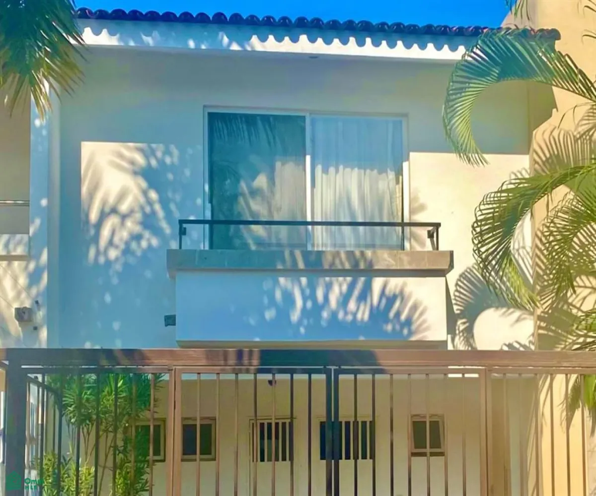 Casa En Venta,Residencial Fluvial Vallarta,Rio Papaloapan 136, Puerto Vallarta, Jalisco 48312, 3 Habitaciones,3 Baños,Rio Papaloapan,2,MX22142470