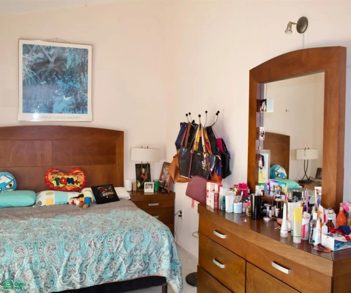 Casa En Venta,Residencial Fluvial Vallarta,Rio Papaloapan 136, Puerto Vallarta, Jalisco 48312, 3 Habitaciones,3 Baños,Rio Papaloapan,2,MX22142470