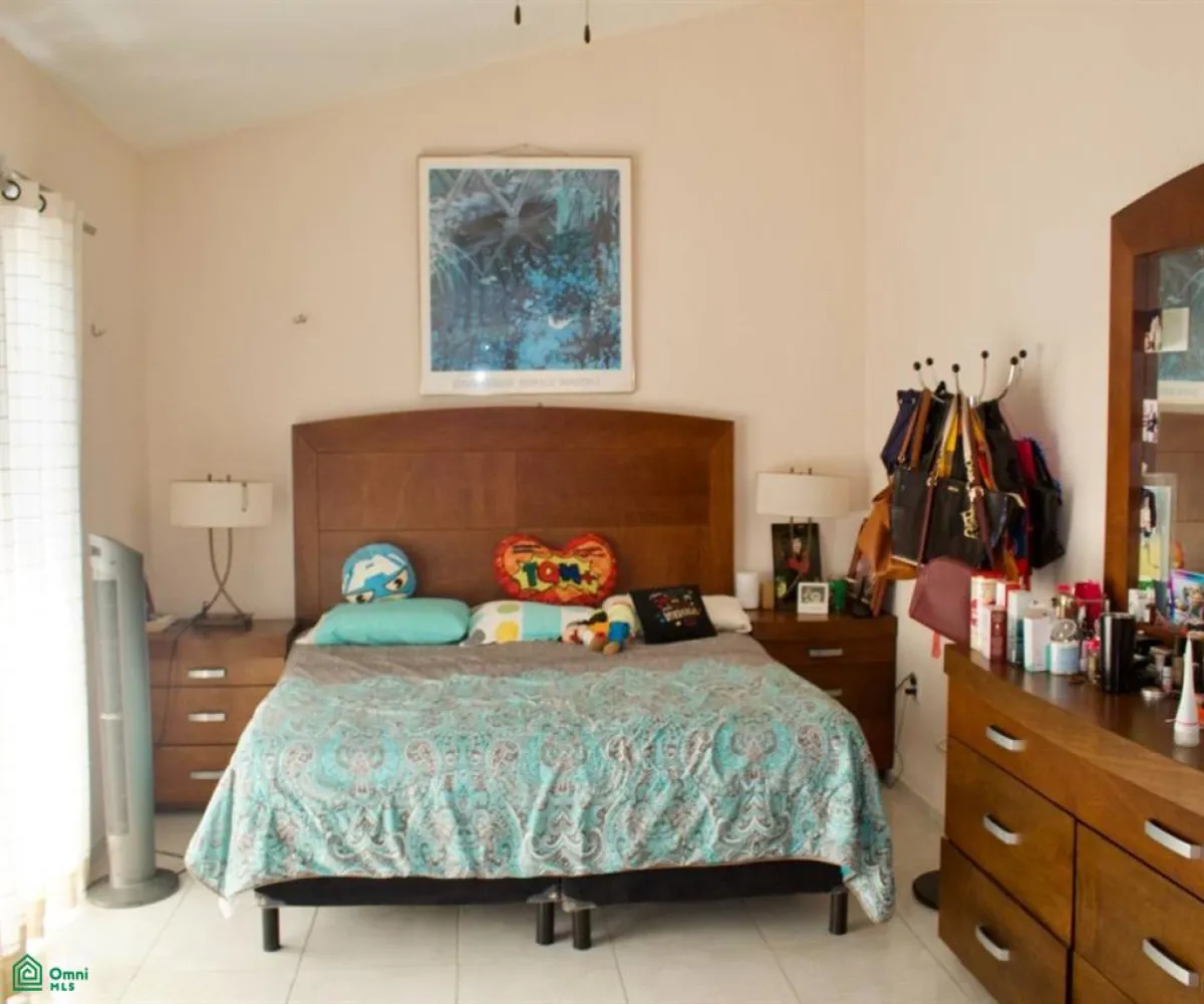 Casa En Venta,Residencial Fluvial Vallarta,Rio Papaloapan 136, Puerto Vallarta, Jalisco 48312, 3 Habitaciones,3 Baños,Rio Papaloapan,2,MX22142470