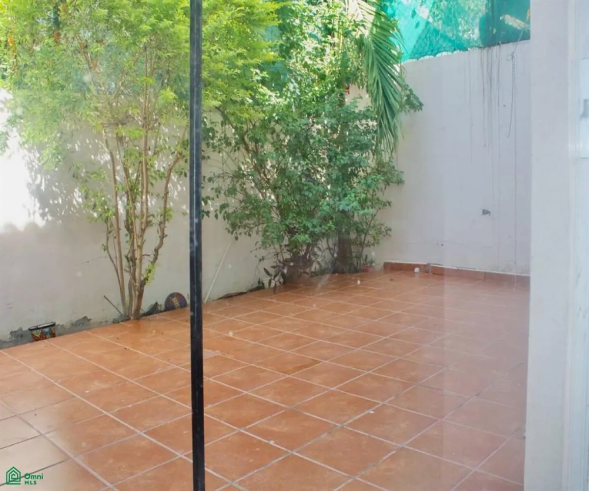 Casa En Venta,Residencial Fluvial Vallarta,Rio Papaloapan 136, Puerto Vallarta, Jalisco 48312, 3 Habitaciones,3 Baños,Rio Papaloapan,2,MX22142470