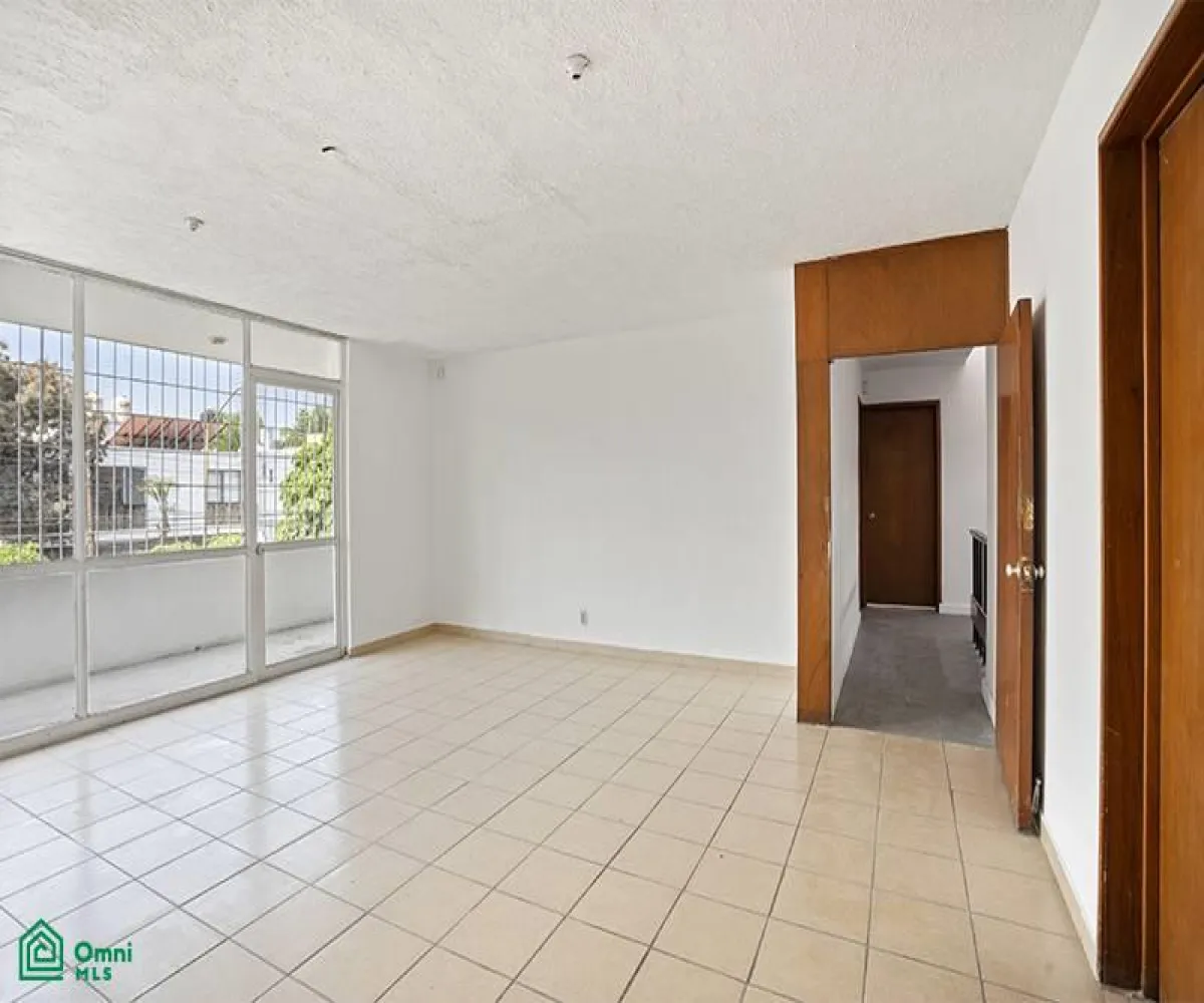 Casa En Renta,Jardines del Bosque Centro,La Luna 2910, Guadalajara, Jalisco 44520,4 Baños,La Luna,2,MX2222165 Casa En Renta,Jardines del Bosque Centro,La Luna 2910, Guadalajara, Jalisco 44520,4 Baños,La Luna,2,MX2222165