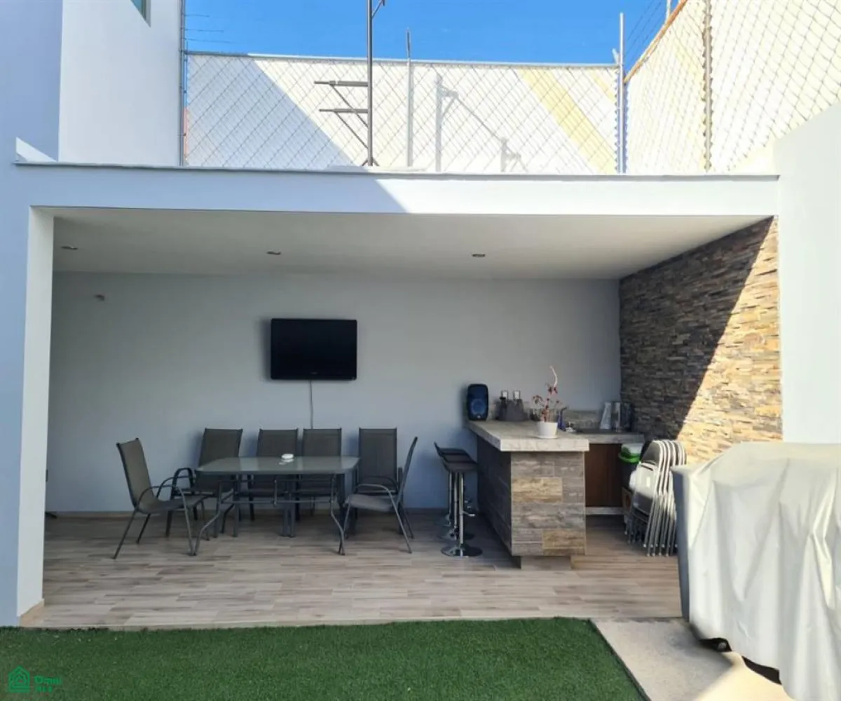 Casa En Venta,Bosques de La Victoria,Islote 2933, Guadalajara, Jalisco 44540, 4 Habitaciones,3 Baños,Islote,2,MX2227102 Casa En Venta,Bosques de La Victoria,Islote 2933, Guadalajara, Jalisco 44540, 4 Habitaciones,3 Baños,Islote,2,MX2227102