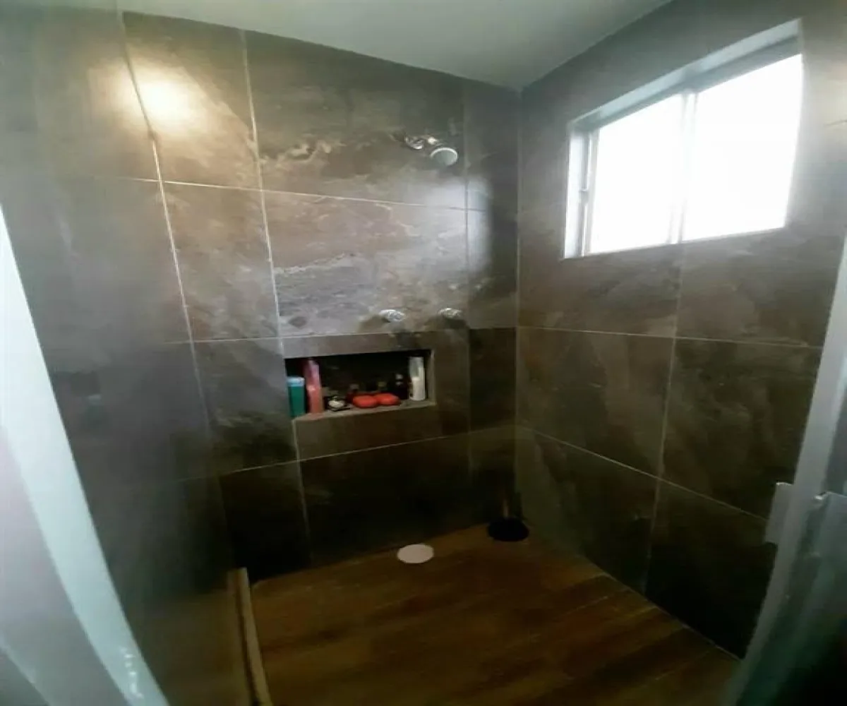 Casa En Venta,Margarita Maza de Juárez,Av. Belisario Domínguez 3098, Guadalajara, Jalisco 44300, 5 Habitaciones,2 Baños,Av. Belisario Domínguez,2,MX2232225 Casa En Venta,Margarita Maza de Juárez,Av. Belisario Domínguez 3098, Guadalajara, Jalisco 44300, 5 Habitaciones,2 Baños,Av. Belisario Domínguez,2,MX2232225