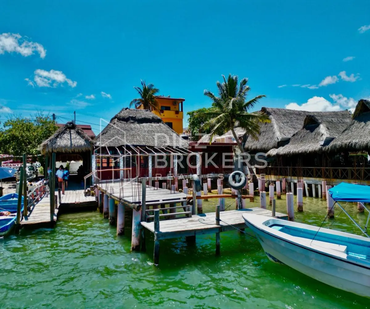 Local En Venta,Barra De Navidad,Av. Veracruz 12, Cihuatlán, Jalisco 48987,1 Baño,Av. Veracruz ,1,pqZ6qGq Local En Venta,Barra De Navidad,Av. Veracruz 12, Cihuatlán, Jalisco 48987,1 Baño,Av. Veracruz ,1,pqZ6qGq