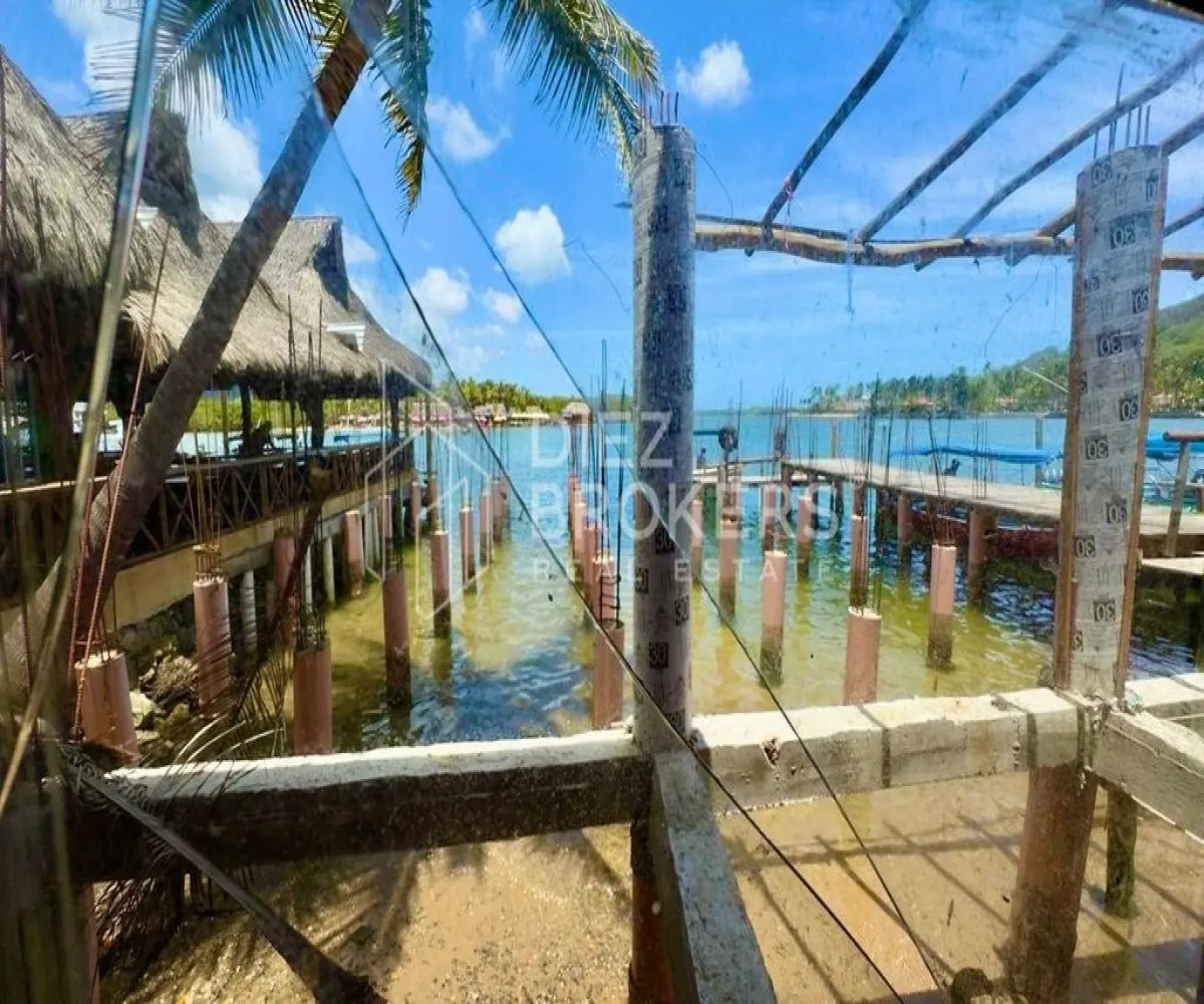 Local En Venta,Barra De Navidad,Av. Veracruz 12, Cihuatlán, Jalisco 48987,1 Baño,Av. Veracruz ,1,pqZ6qGq Local En Venta,Barra De Navidad,Av. Veracruz 12, Cihuatlán, Jalisco 48987,1 Baño,Av. Veracruz ,1,pqZ6qGq