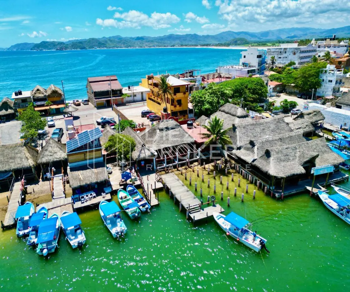 Local En Venta,Barra De Navidad,Av. Veracruz 12, Cihuatlán, Jalisco 48987,1 Baño,Av. Veracruz ,1,pqZ6qGq Local En Venta,Barra De Navidad,Av. Veracruz 12, Cihuatlán, Jalisco 48987,1 Baño,Av. Veracruz ,1,pqZ6qGq